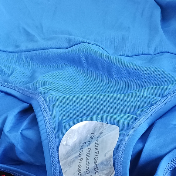 Women's bathing suit Jantzen tummy control - Picture 9 of 12